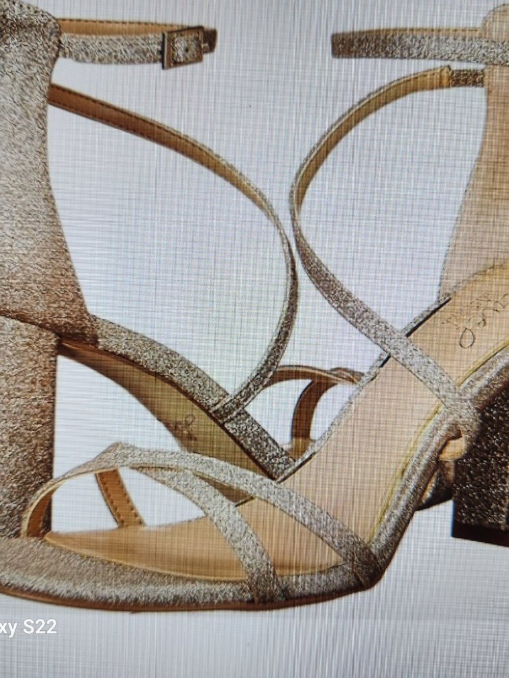 Jewel Badgley Mischka "Devorah" Gold Glitter Heeled Sandlas. NIB. Size 9
